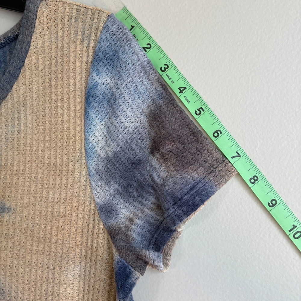 Nouvida Waffle Knit Top Women XL Blue Tie‎ Dye Asymmetrical Button Boho Tee - Picture 5 of 7